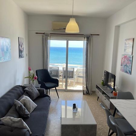 Alex Beach Apartment 51 لارنكا المظهر الخارجي الصورة