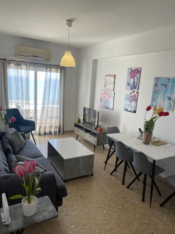 Alex Beach Apartment 51 لارنكا المظهر الخارجي الصورة