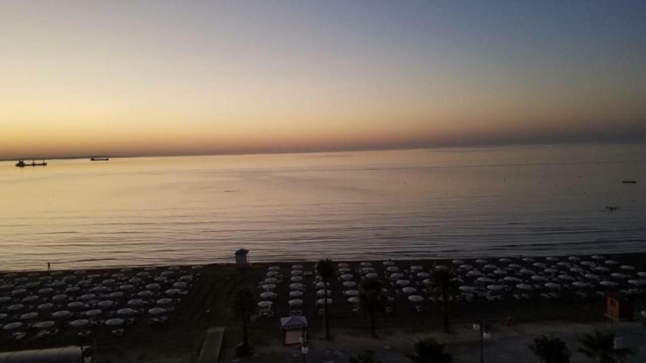 Alex Beach Apartment 51 لارنكا المظهر الخارجي الصورة